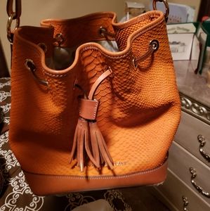 Dooney & Bourke
